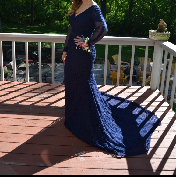 Navy lace prom dress - Picture 1 of 4